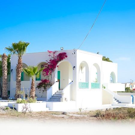 Kamari Beach Houses With Balcony And Garden 외부 사진