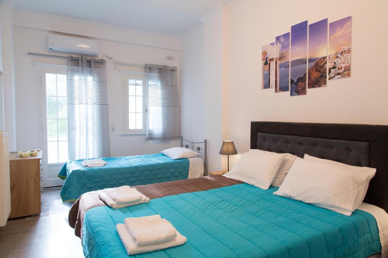 Kamari Beach Houses With Balcony And Garden 외부 사진