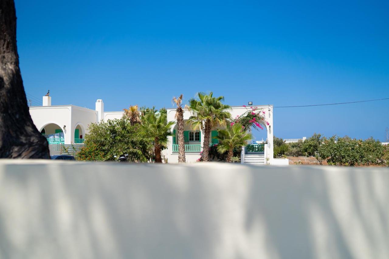 Kamari Beach Houses With Balcony And Garden 외부 사진